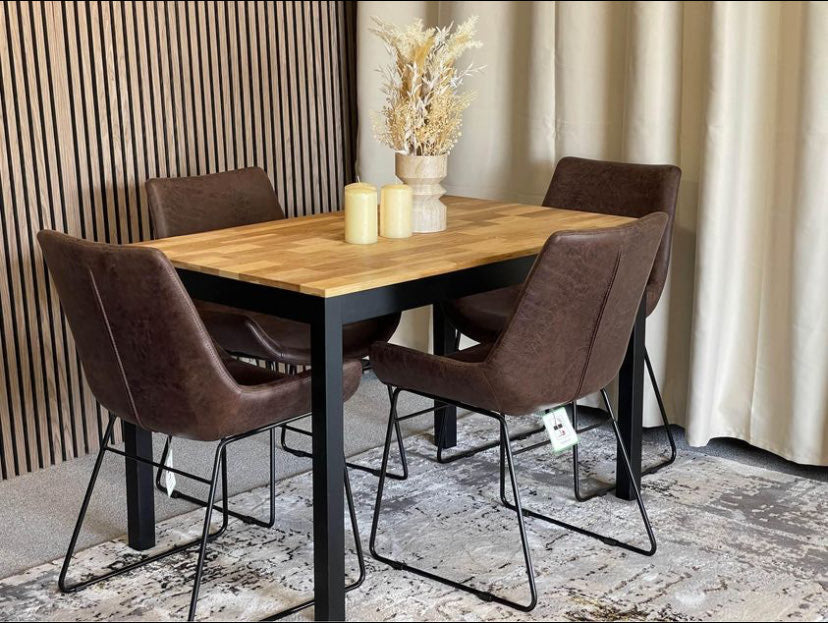 Dining table and 4 chairs