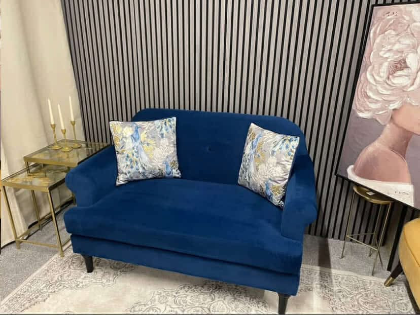 Snuggle Chair/Sofa