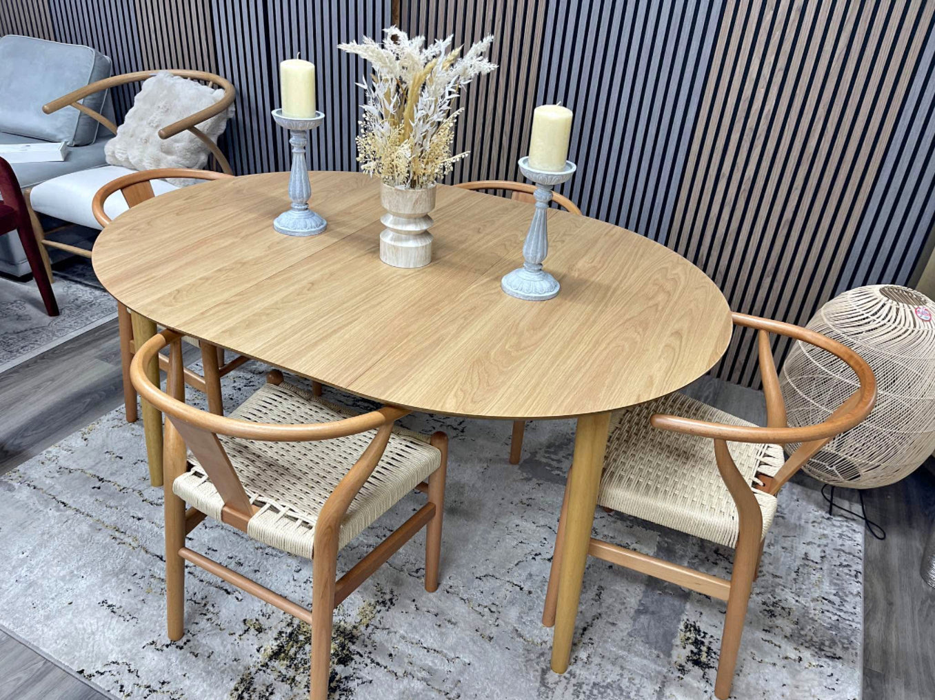 Round Extendable Dining Table And 4 Chairs