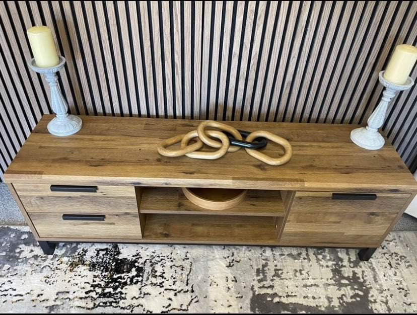 Bronx Tv unit