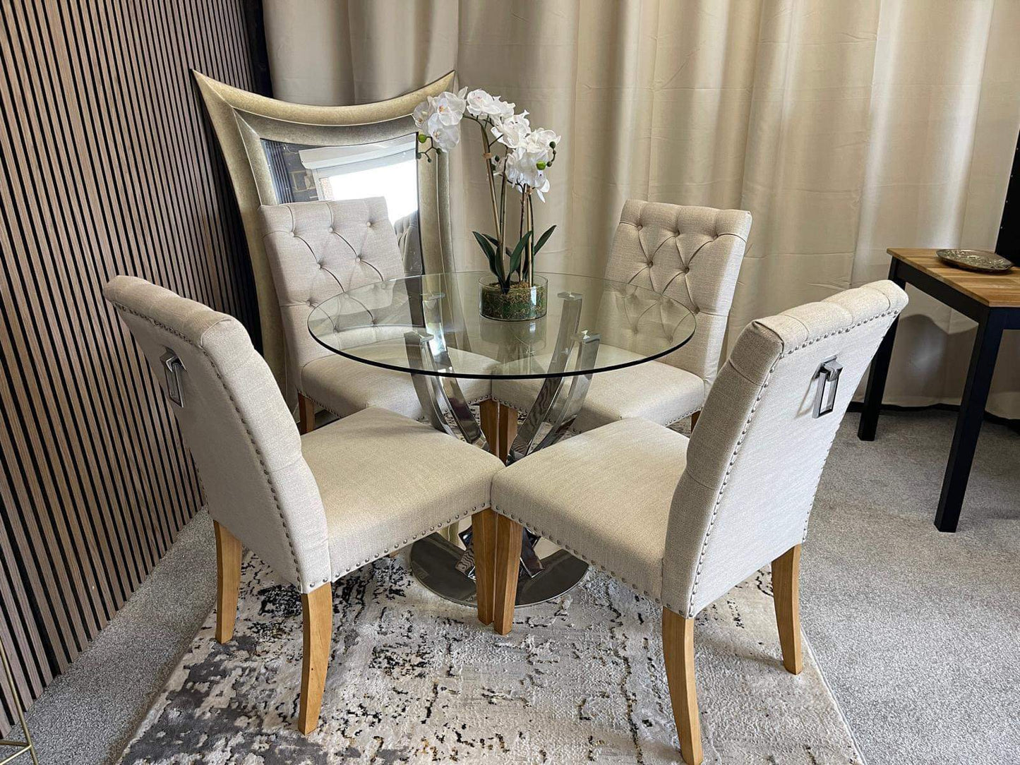Dining table and 4 chairs