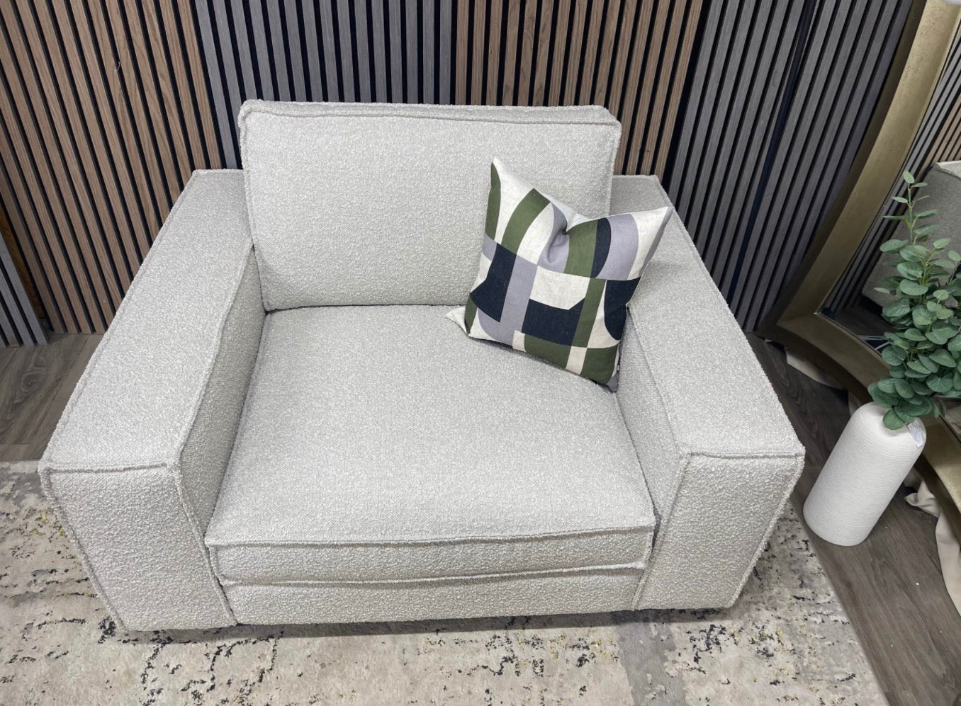 Bruges Speckled Light Grey Boucle Deep Relaxed Seat