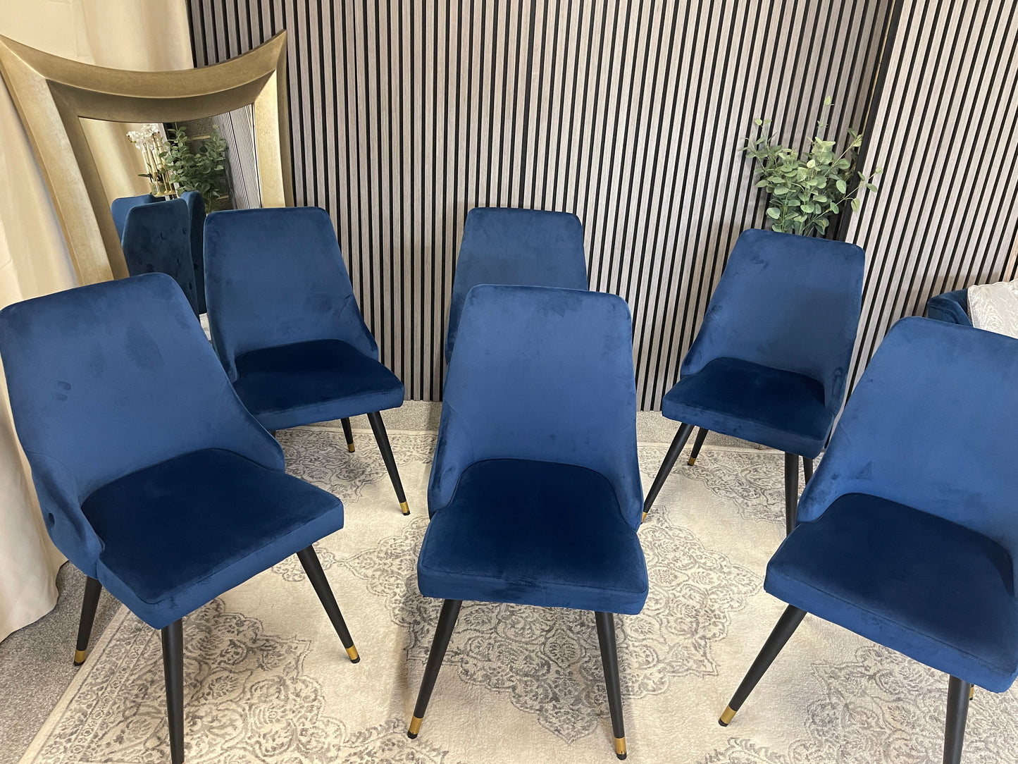 Dining chairs x6