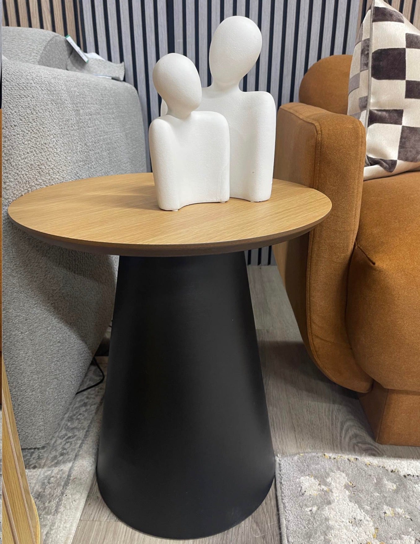 Soli Side Table