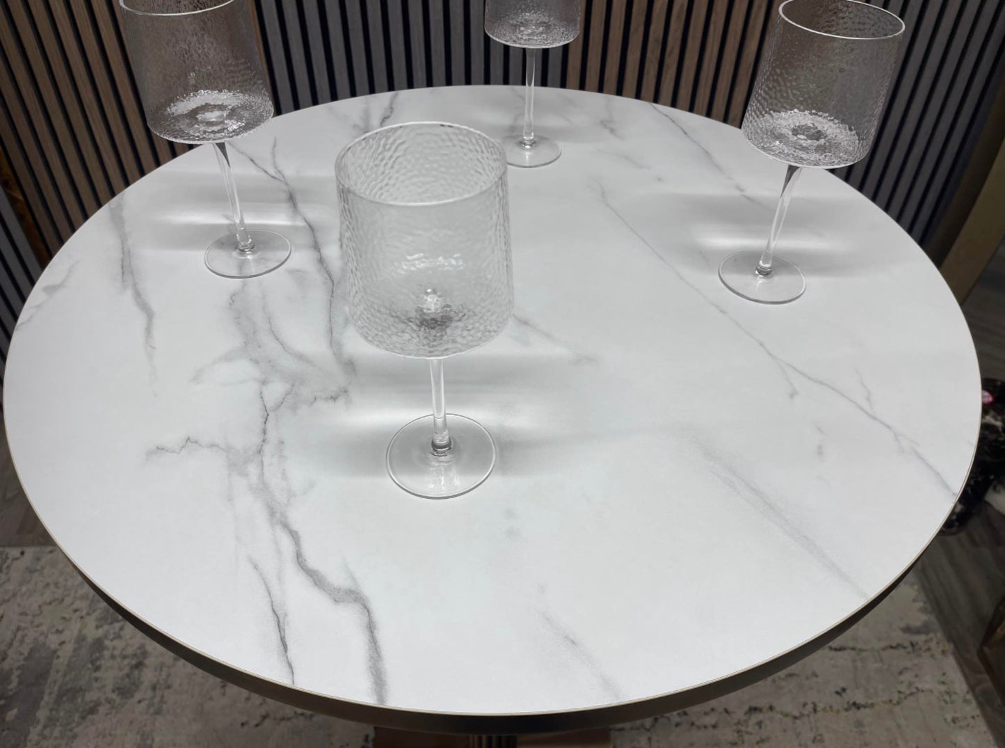 Round Bar Table
