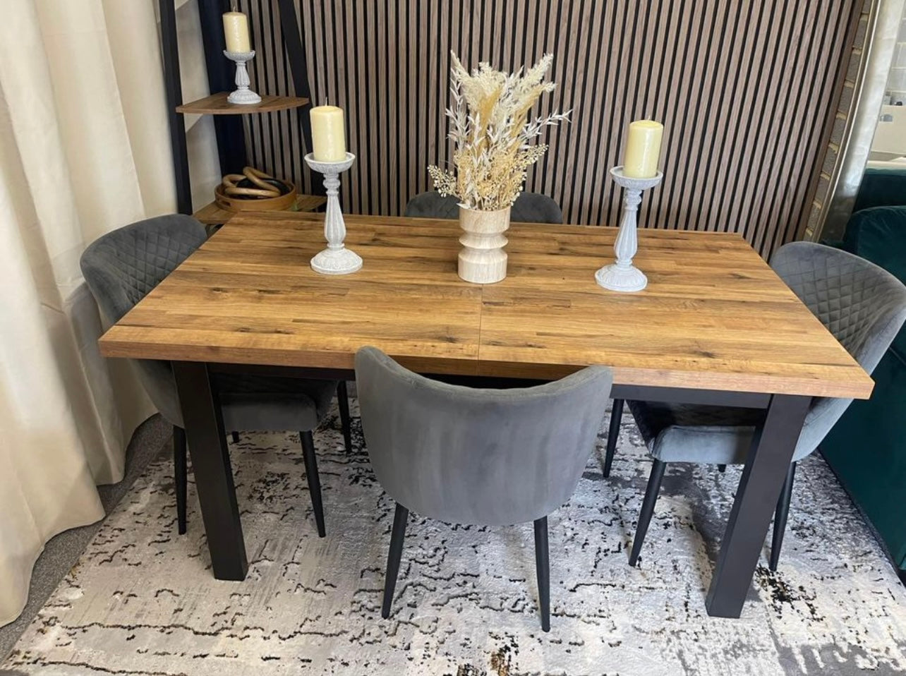 Next Bronx Dining Table