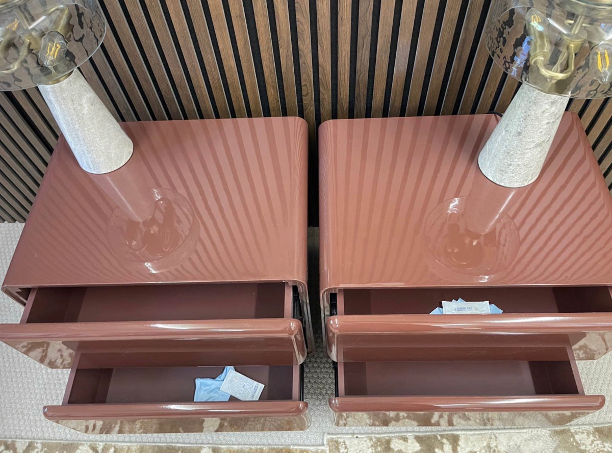 Set Of 2 Gloss Burgundy Bedside Tables