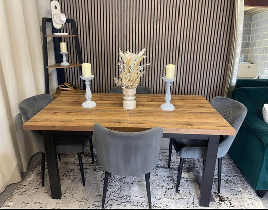 Next Bronx Dining Table